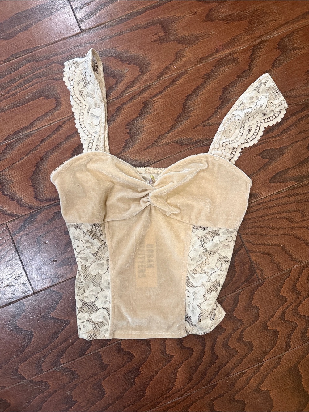 Urban Outfitters Kimchi Blue NWT Lana lace tank top, small - Picture 2 of 7